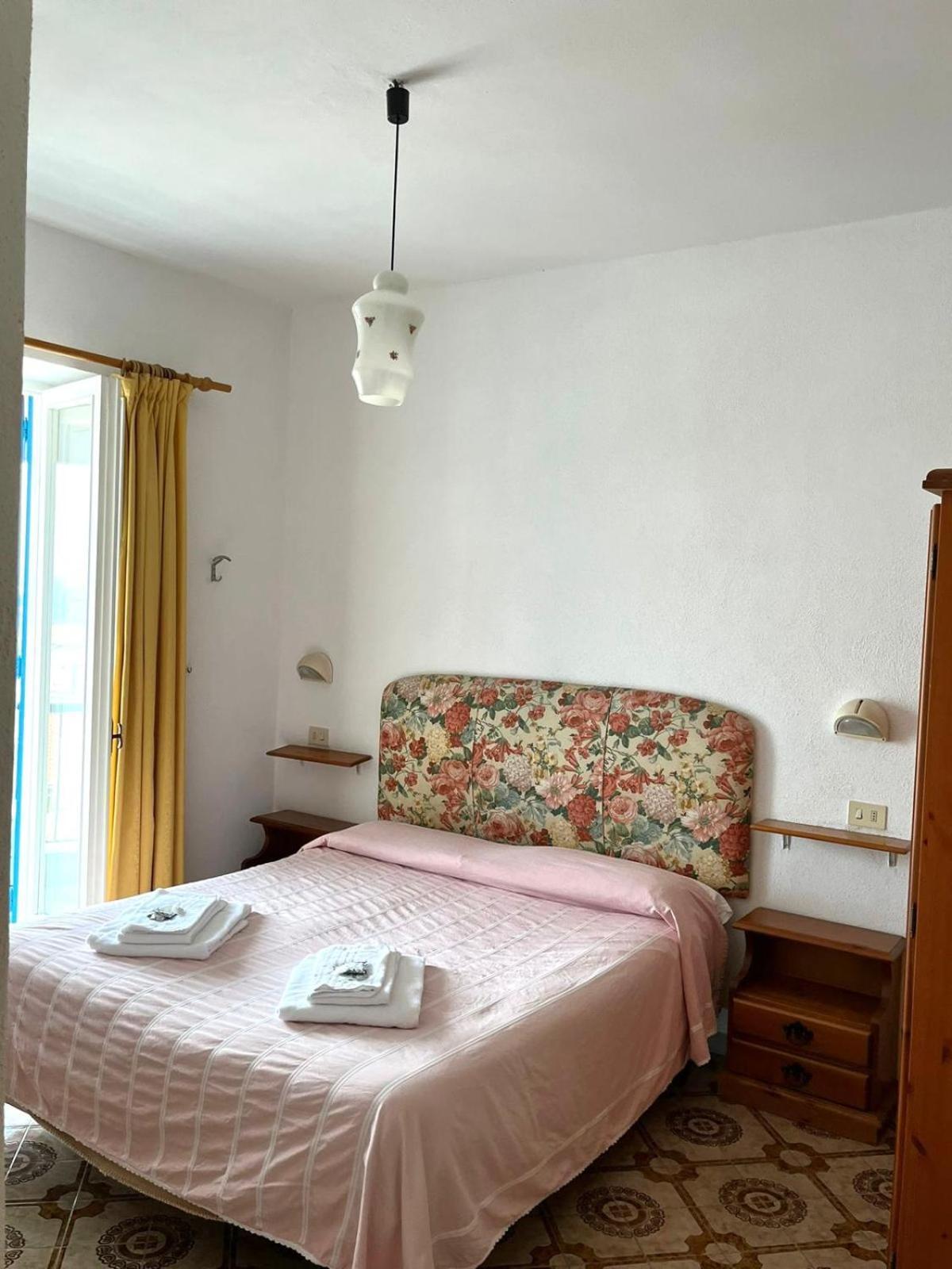 Hotel La Maggioressa Casamicciola Terme ภายนอก รูปภาพ