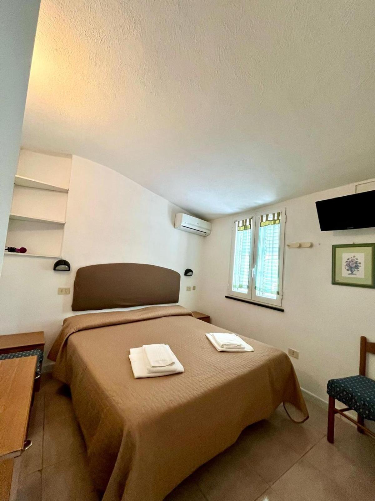 Hotel La Maggioressa Casamicciola Terme ภายนอก รูปภาพ